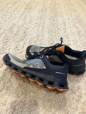 On Running Men's Trail Shoes - Navy and Orange